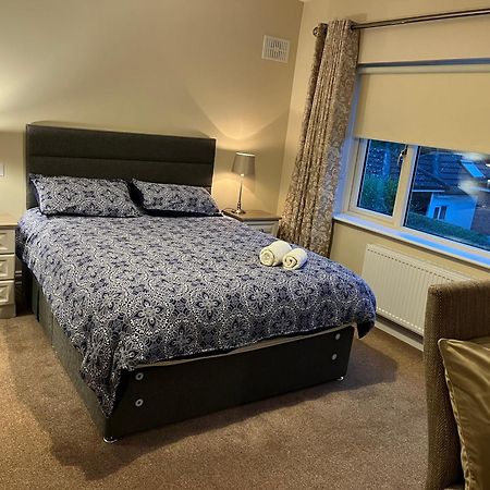 Maplehouse B&B 德罗赫达 外观 照片