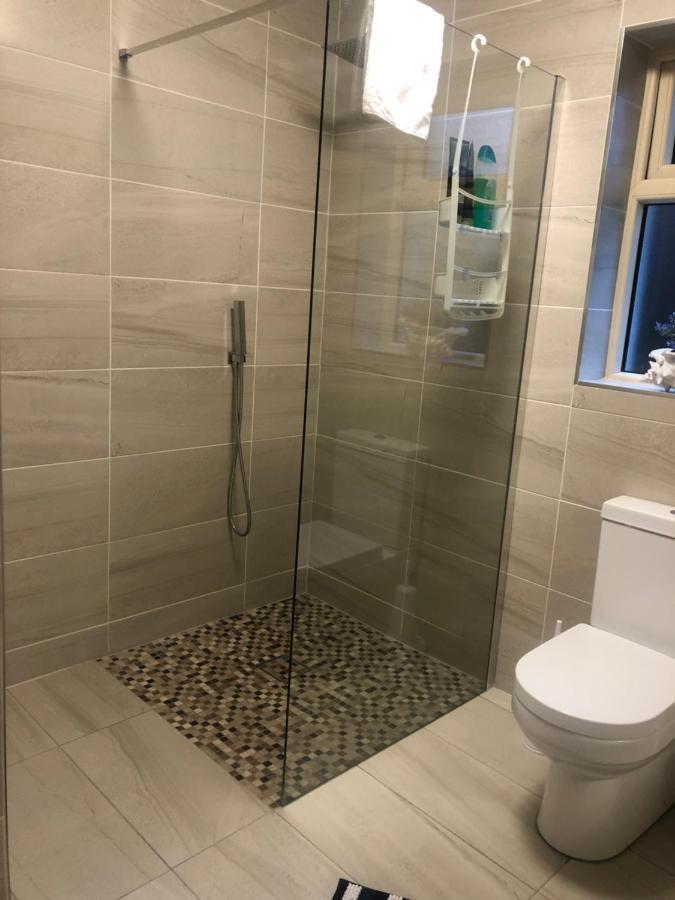 Maplehouse B&B 德罗赫达 外观 照片