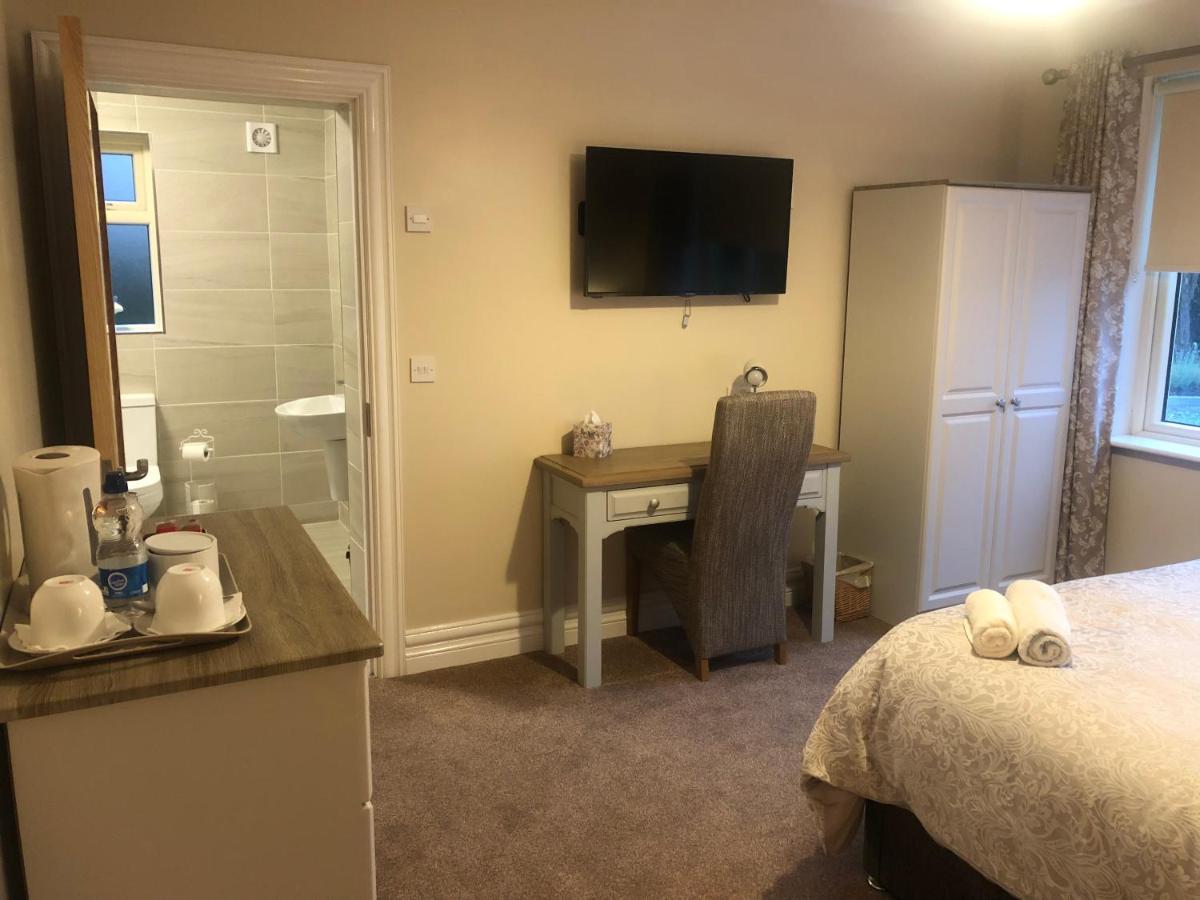 Maplehouse B&B 德罗赫达 外观 照片
